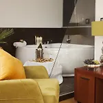 Garden Boutique Hotell 4*